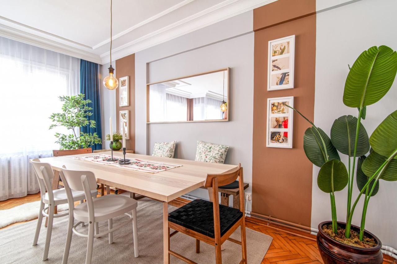 Gorgeous Flat With Lovely Balcony In Nisantasi Istambul Exterior foto