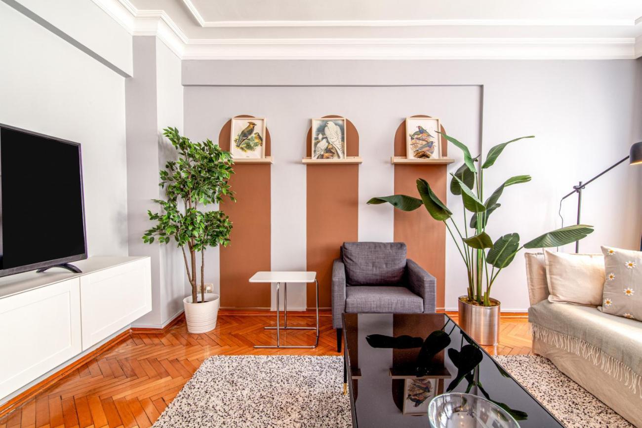 Gorgeous Flat With Lovely Balcony In Nisantasi Istambul Exterior foto