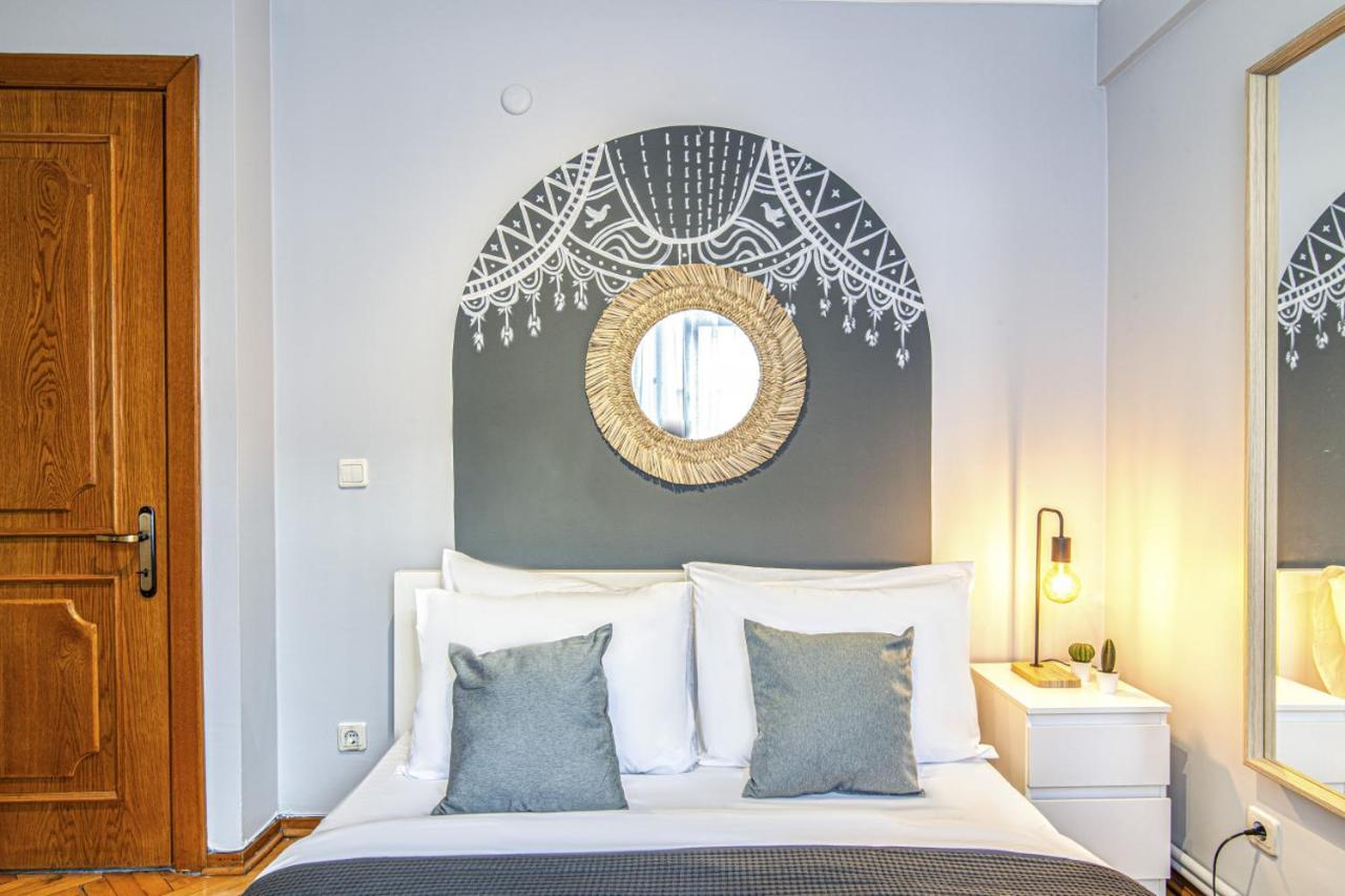 Gorgeous Flat With Lovely Balcony In Nisantasi Istambul Exterior foto